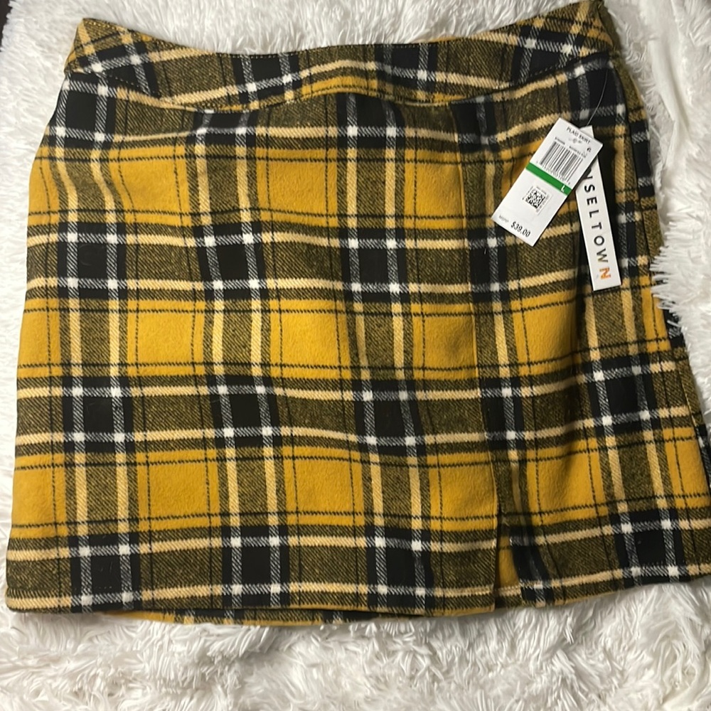 Tinseltown skirt